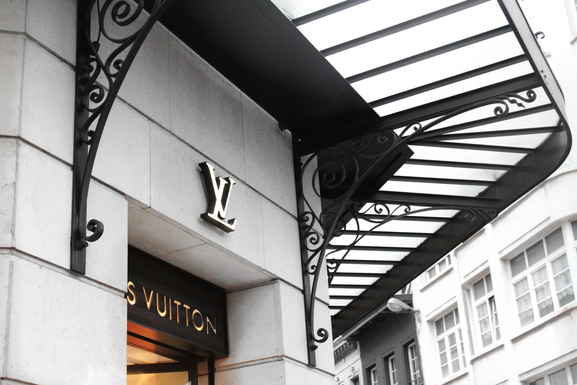 Why are Louis Vuitton's Leather Satchels Iconic and Timeless? - Borro