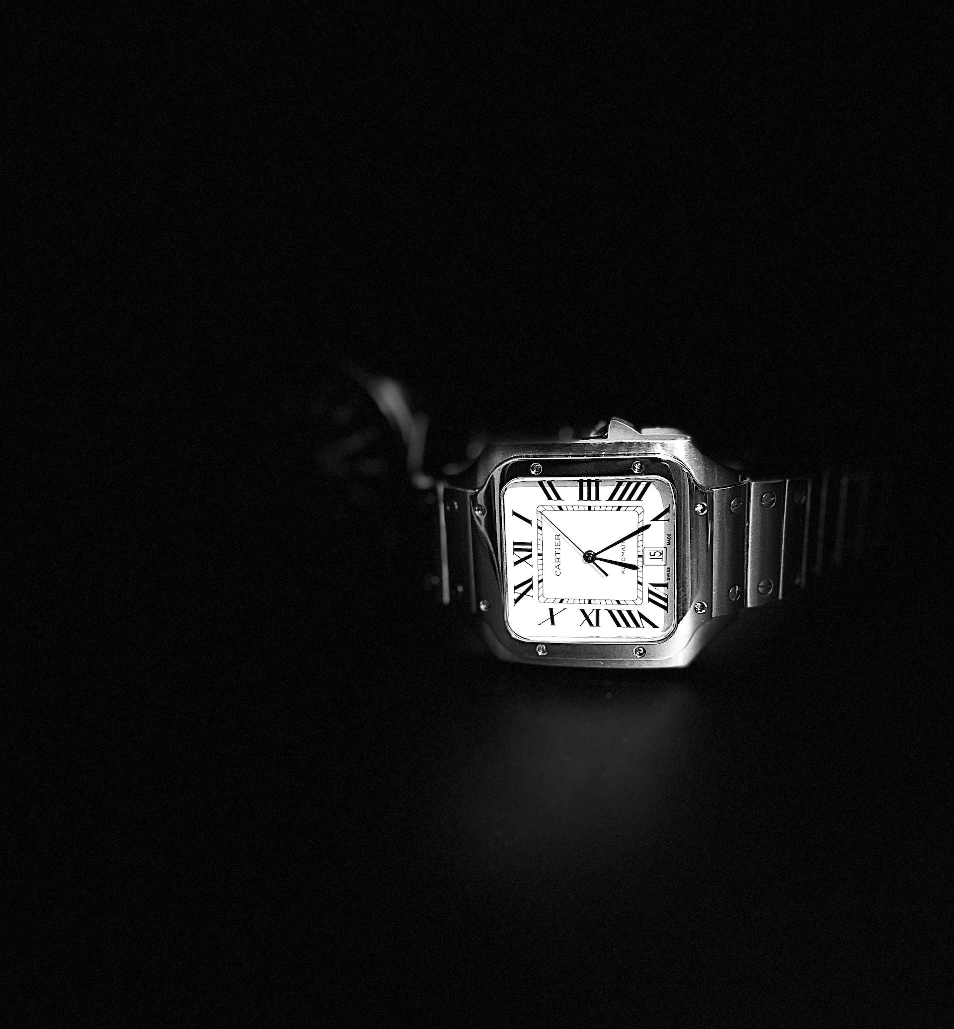 Cartier Santos de Cartier: A Timeless Classic for the Modern Gentleman