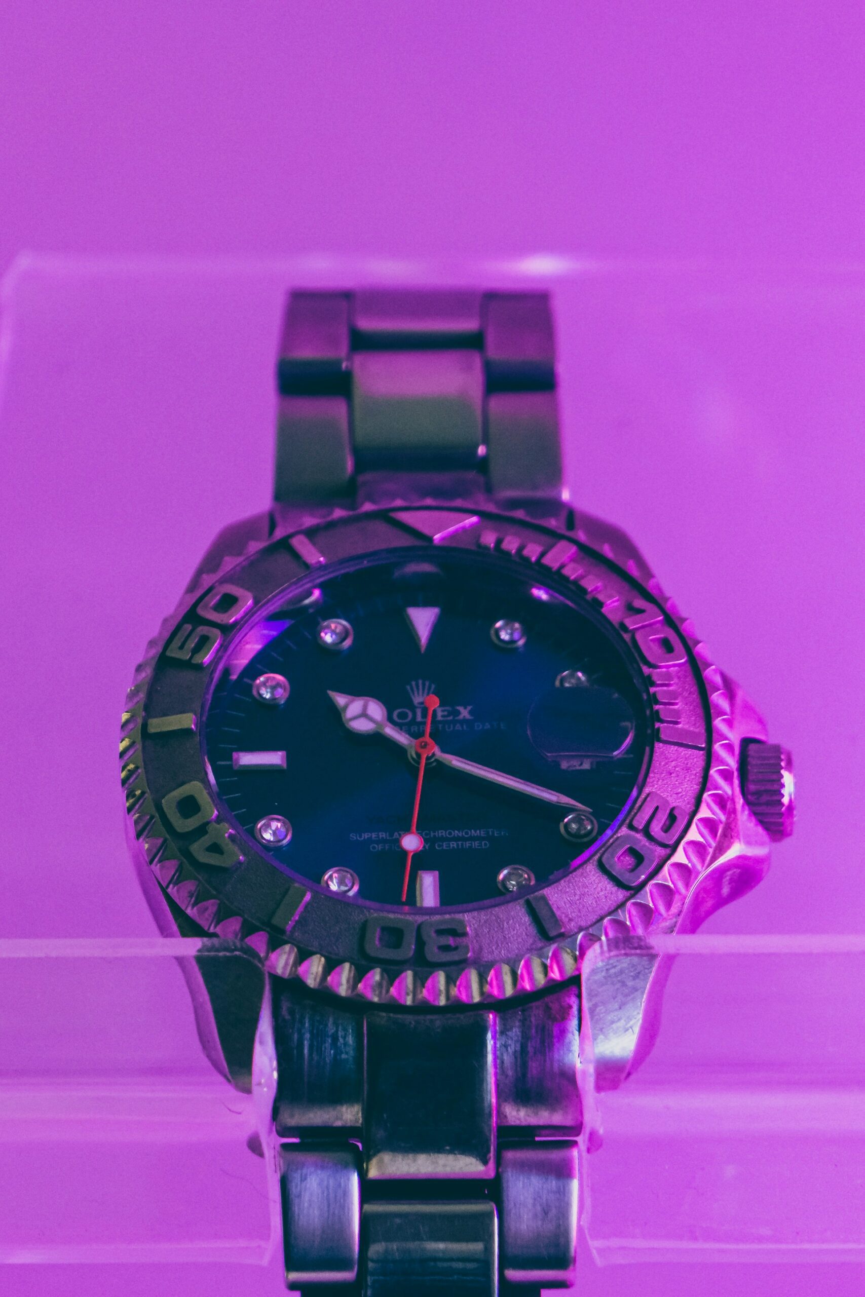 A Comprehensive Guide to Selecting Your Certified Pre-Owned Rolex: 5 Essential Criteria