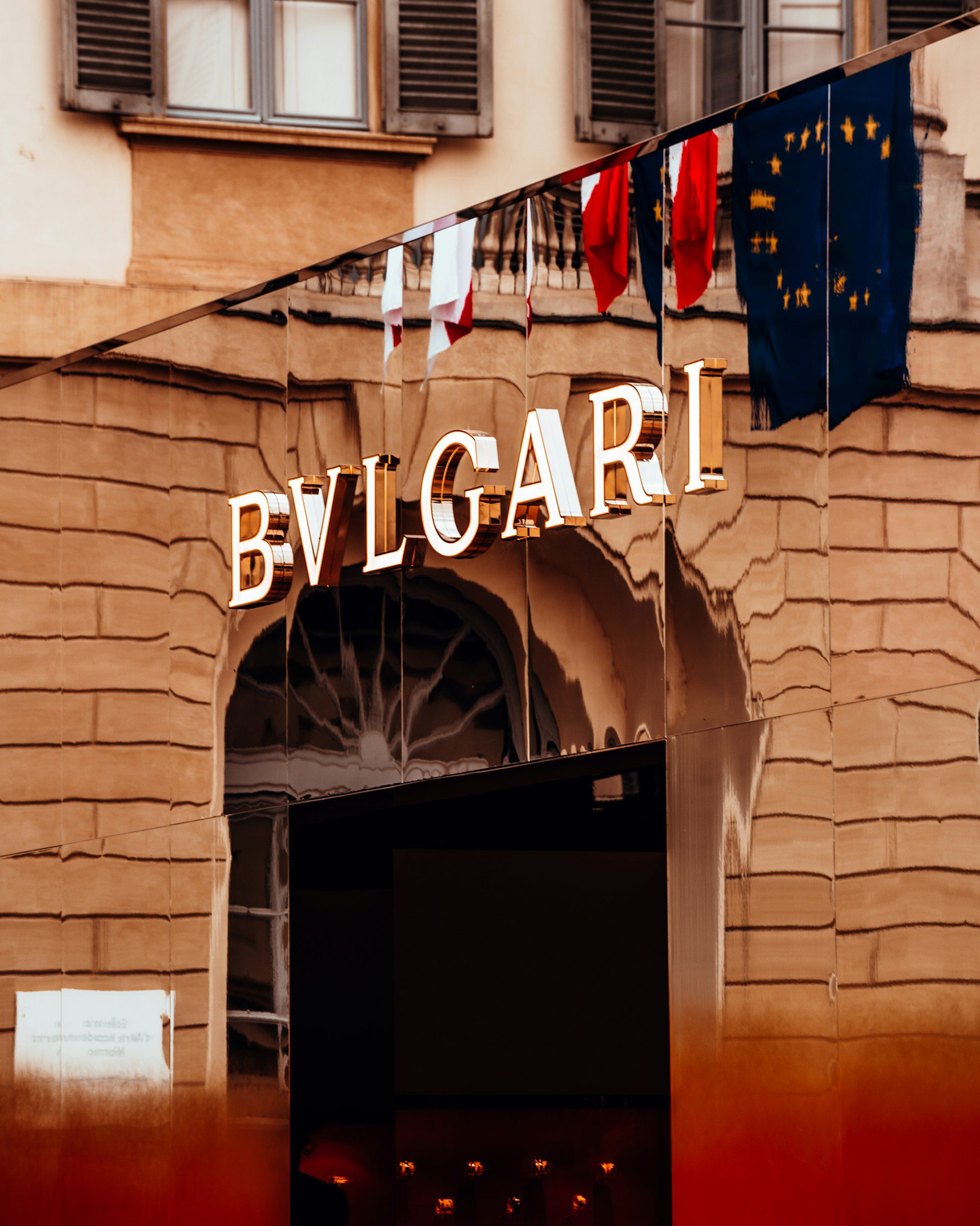 The Legacy of Bvlgari: A Journey Through its Rich and Glamorous History